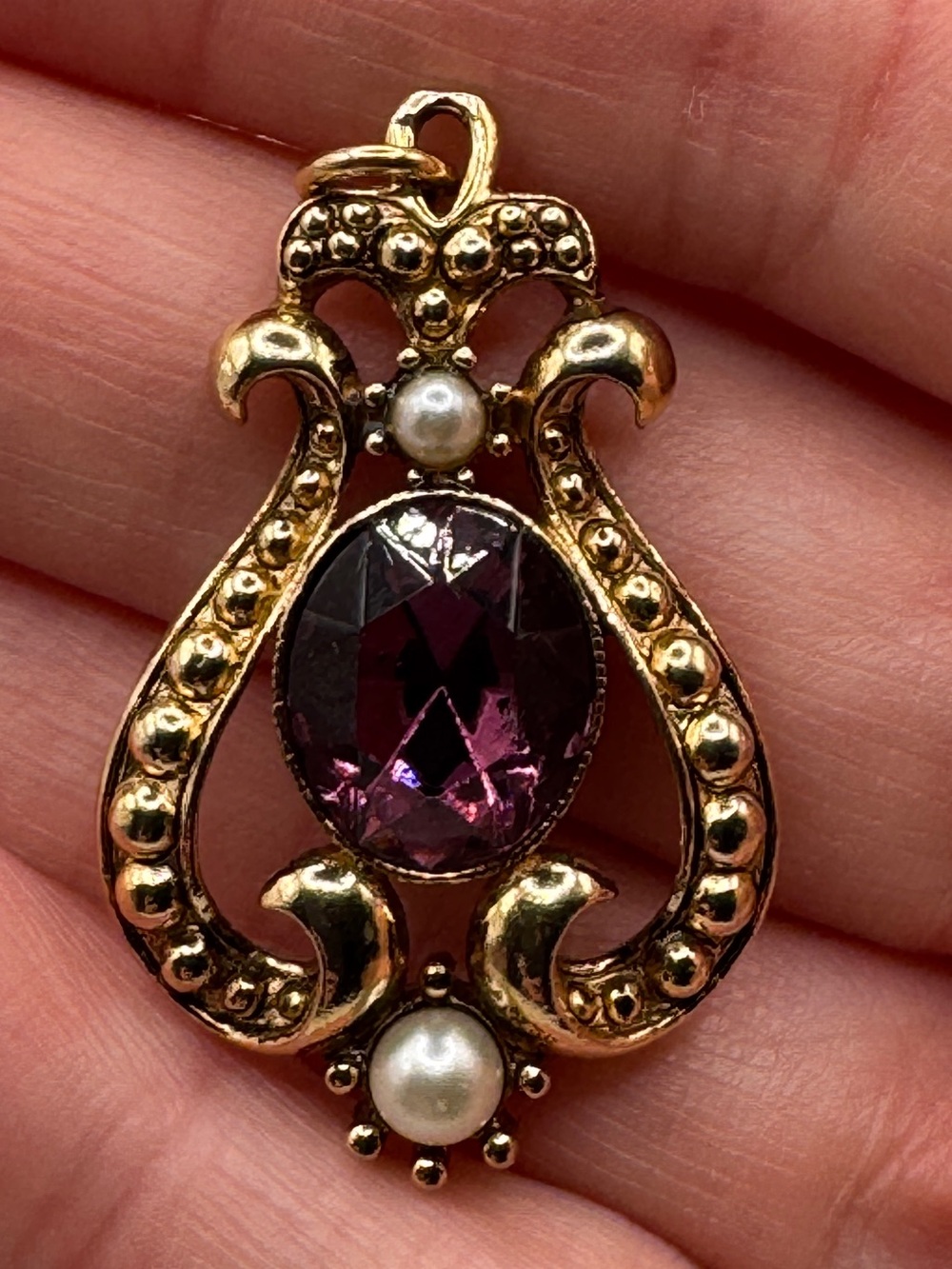 Vintage Signed AVON Gold Tone Ornate Faux Amethyst & Pearl Pendant⁠